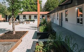 Penny'S Motel